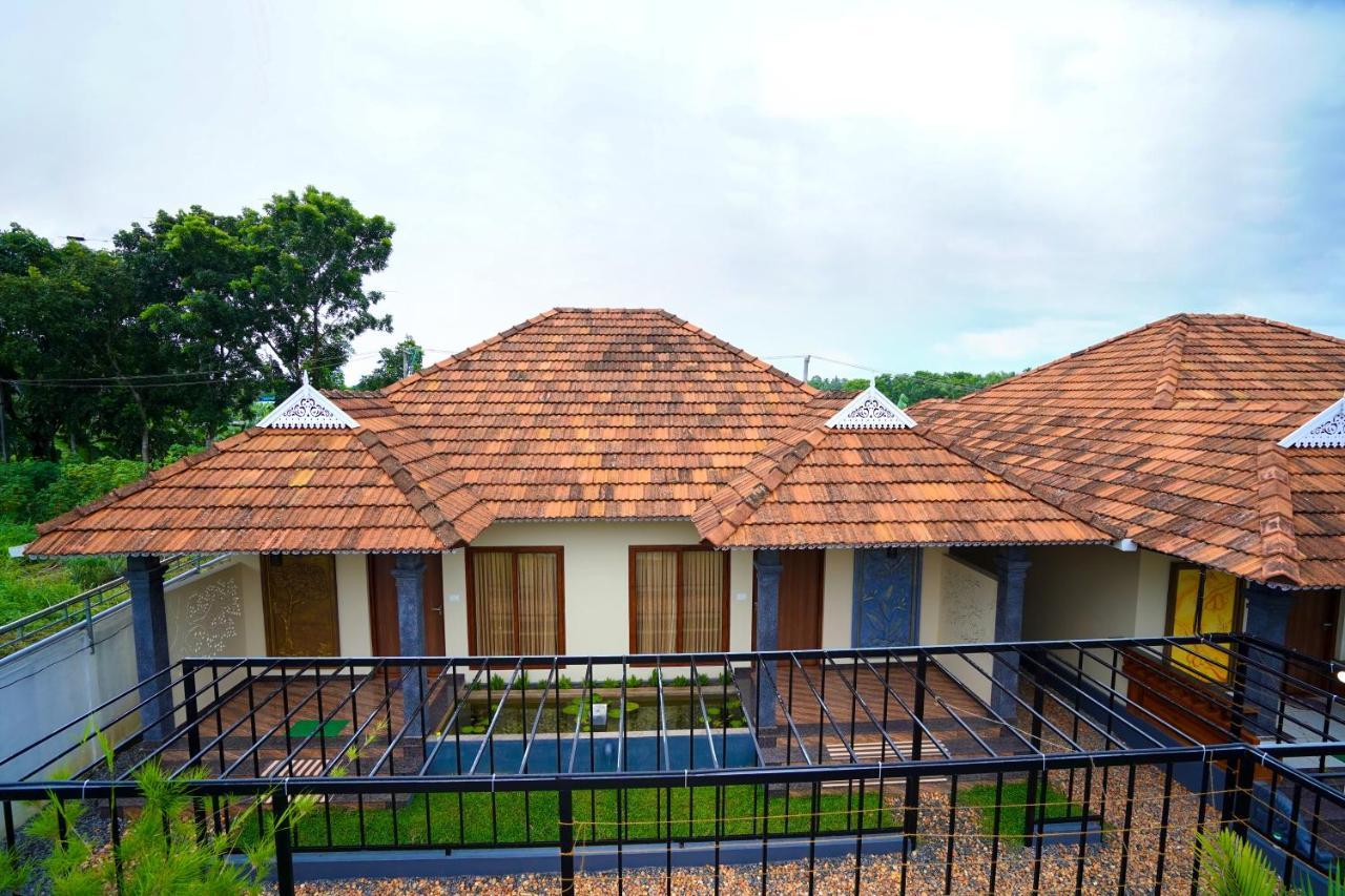 נדומבסרי Kottackal Nature Inn מראה חיצוני תמונה