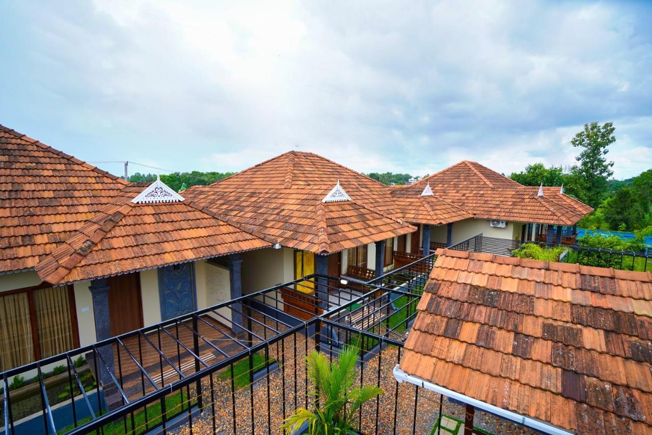 נדומבסרי Kottackal Nature Inn מראה חיצוני תמונה