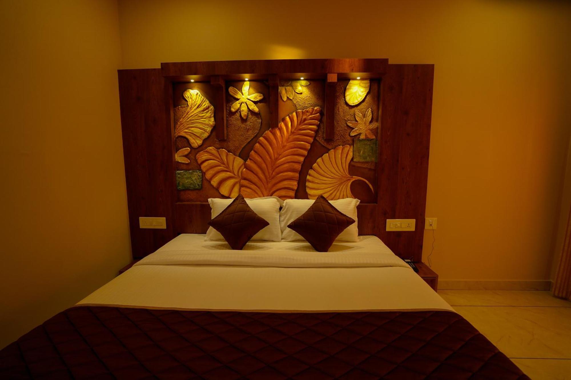 נדומבסרי Kottackal Nature Inn מראה חיצוני תמונה